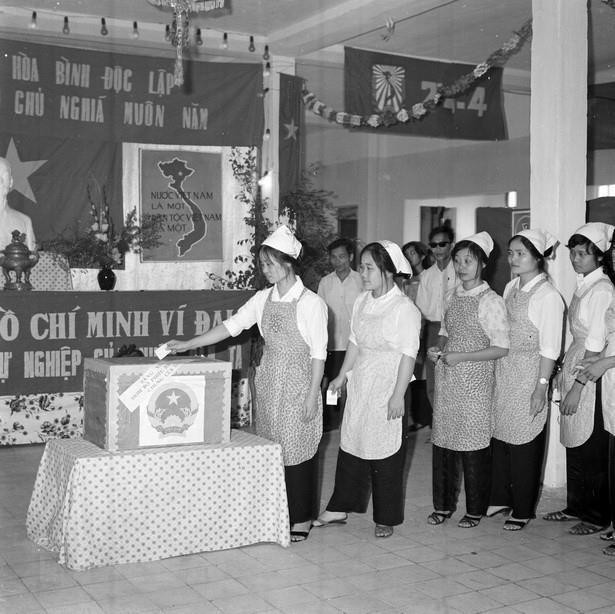 45 năm Ngày Tổng tuyển cử bầu Quốc hội của nước Việt Nam thống nhất ảnh 32