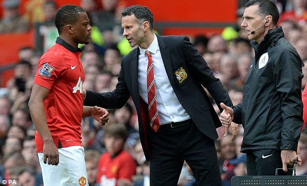 M.U - Sunderland (0-1): Giggs non tay, Quỷ đỏ ngã ngay ảnh 2