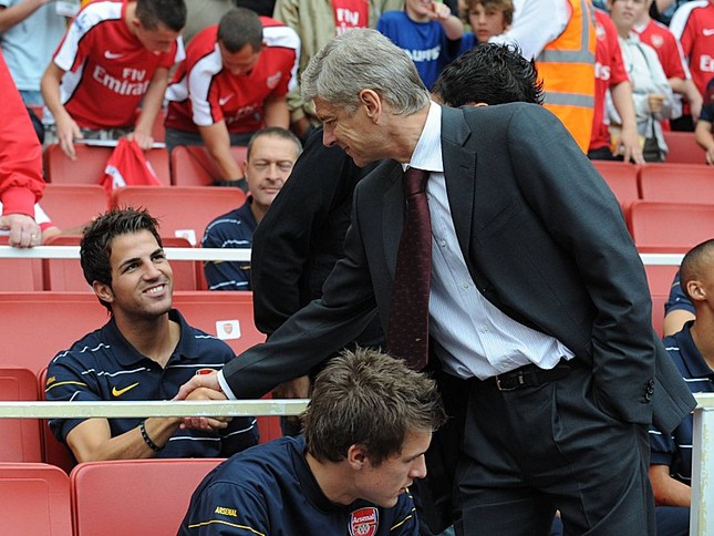 Vì sao Wenger vứt bỏ cơ hội mua lại Fabregas? ảnh 1