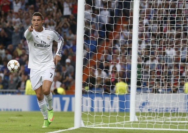 Real đại thắng, Ronaldo tiệm cận 'Chúa nhẫn' Raul ảnh 1