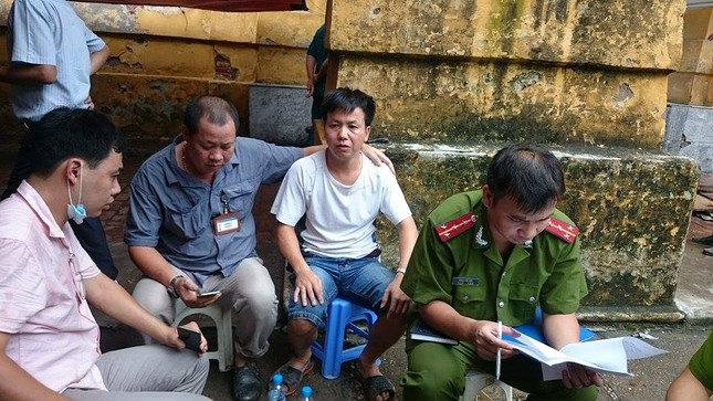 Sập nhà cũ ở Hà Nội, hai người tử vong dưới đống đổ nát ảnh 34