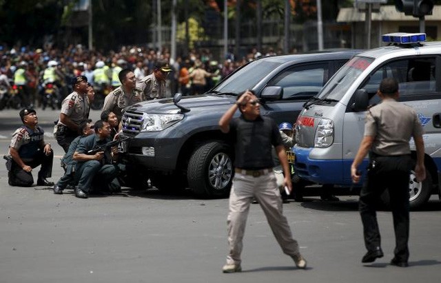 Tiêu diệt và bắt giữ 9 nghi phạm đánh bom rúng động Jakarta ảnh 3