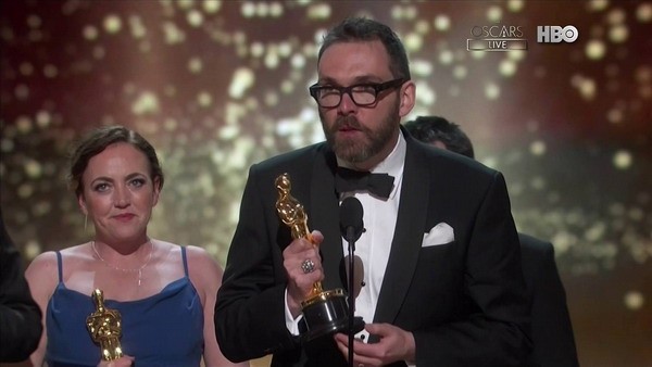 Leo Dicaprio giành tượng vàng Oscar sau 20 năm chờ đợi ảnh 24