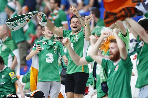 Griezmann lập cú đúp, Pháp ngược dòng thắng CH Ireland ảnh 5