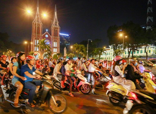 Thế giới tưng bừng chào đón năm 2017 ảnh 17