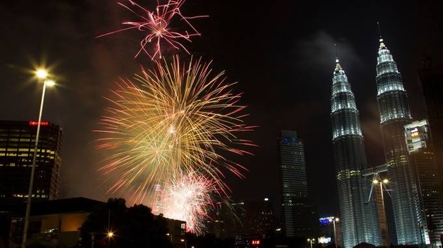 Thế giới tưng bừng chào đón năm 2017 ảnh 48