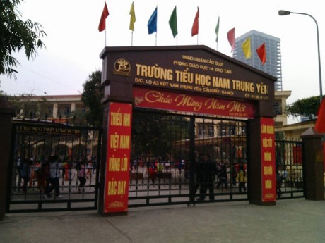 Yêu cầu cách chức Hiệu trưởng, Hiệu phó trường tiểu học Nam Trung Yên ảnh 1