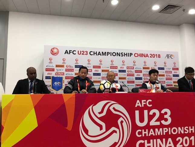 HLV Park Hang-seo: 'Cơ hội vô địch chia đều cho hai đội' ảnh 1