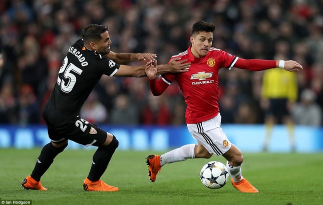 Thất thủ ở Old Trafford, M.U cúi đầu rời Champions League ảnh 2