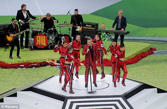 Nước Nga tưng bừng náo nhiệt khai hội World Cup 2018 ảnh 58