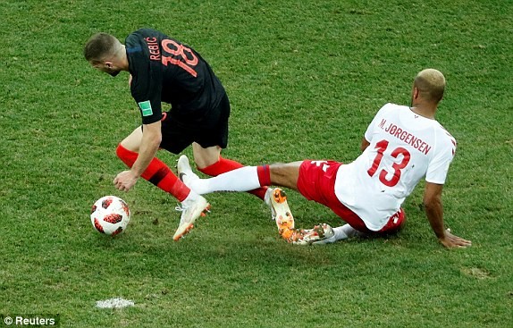 Croatia vào tứ kết sau trận thắng 'vỡ tim' trên chấm 11m ảnh 28