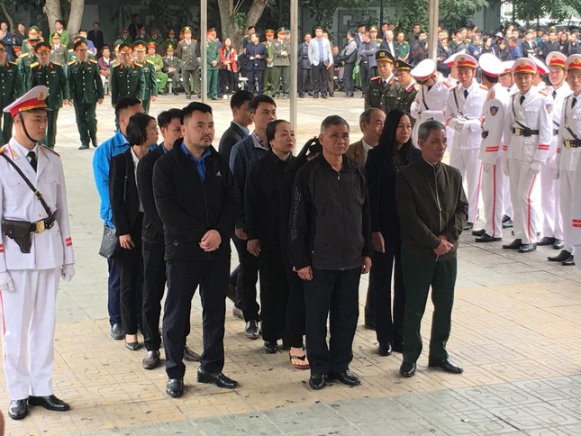 Tiễn biệt 3 liệt sĩ công an hy sinh ở Đồng Tâm ảnh 17