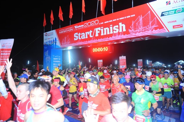 Tiền Phong Marathon 2020: Những ngôi vô địch xứng đáng ảnh 7