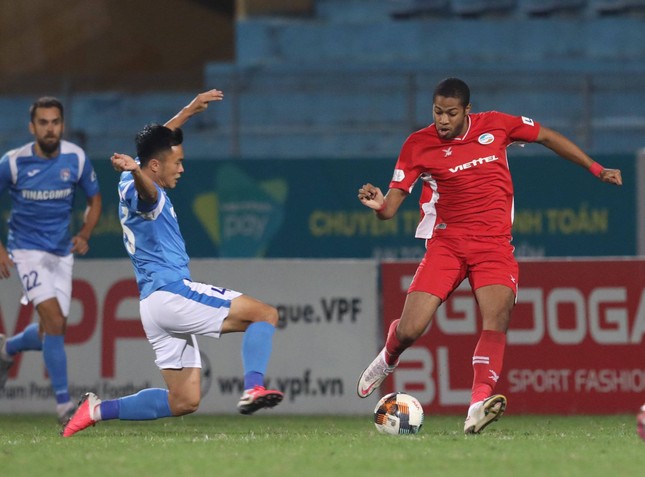 Thắng Quảng Ninh, Viettel tiệm cận ngai vàng V-League ảnh 1