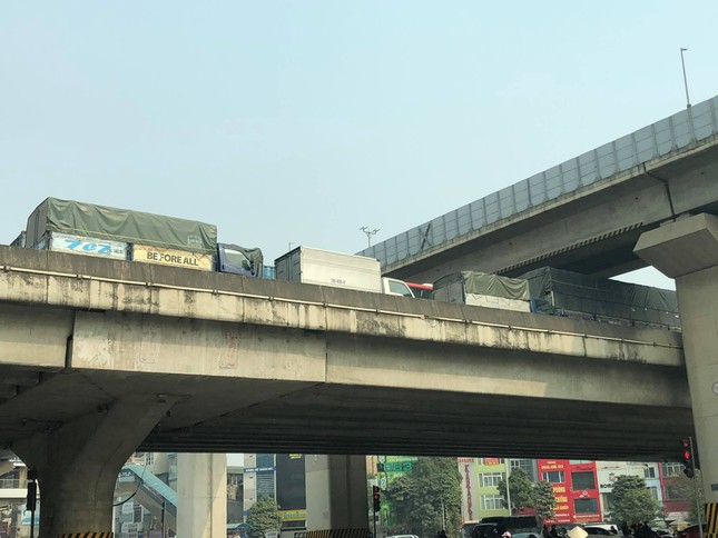 Đường vành đai 3 trên cao ùn tắc kinh hoàng cả hai chiều, kéo dài 7km ảnh 5