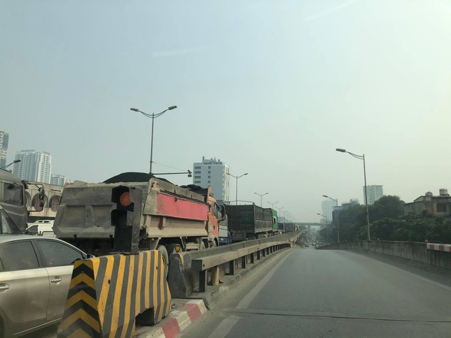 Đường vành đai 3 trên cao ùn tắc kinh hoàng cả hai chiều, kéo dài 7km ảnh 6