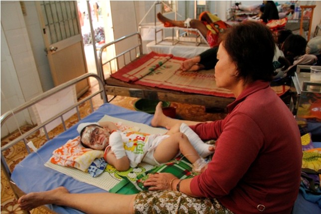 Mẹ tự thiêu cùng 2 con tối 30 Tết ảnh 3