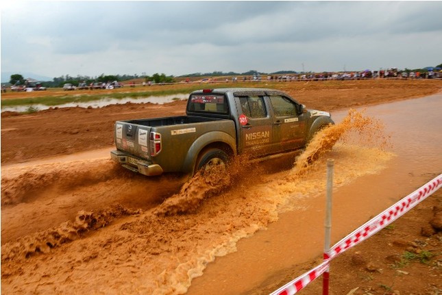 Tận mắt những đường đua hấp dẫn nhất Offroad VOC 2014 ảnh 13
