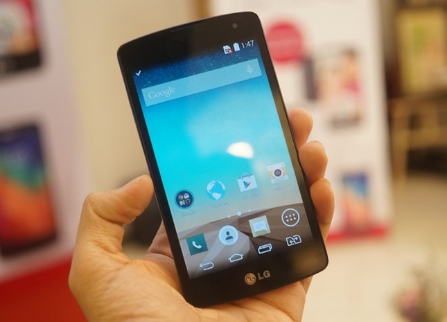 Loạt smartphone mất giá đầu năm 2015 ảnh 3