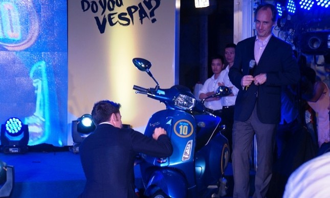 Vespa Sprint phiên bản Del Piero giá bao nhiêu? ảnh 5