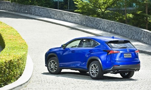 Giải golf Lexus treo thưởng xế hộp tiền tỷ ảnh 2