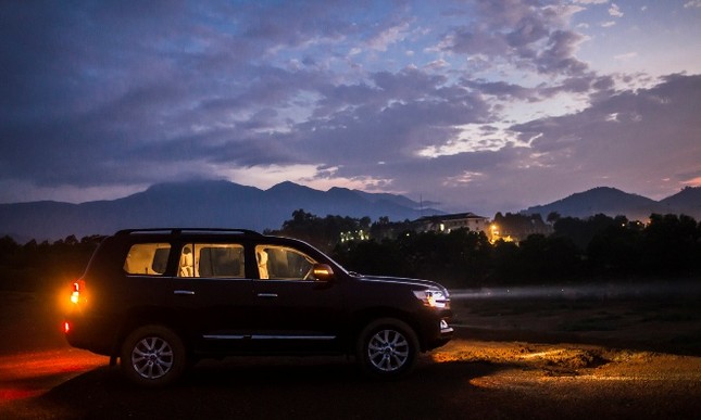 Chi tiết Toyota Land Cruiser 2015 giá hơn 2,8 tỷ đồng ảnh 5