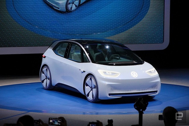Dính ‘phốt’ khí thải, Volkswagen quay sang phát triển xe điện ảnh 2