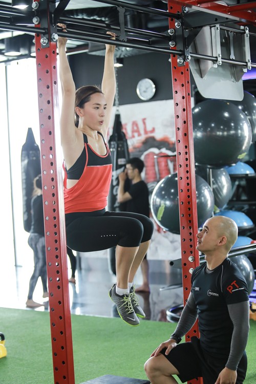 Quá trình tập luyện khám phá Sơn Đoòng của Á hậu Thiên Lý ảnh 8