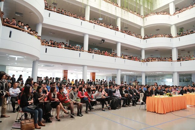 Phó Thủ tướng Vũ Đức Đam: Sinh viên phải có khát khao làm giàu ảnh 1