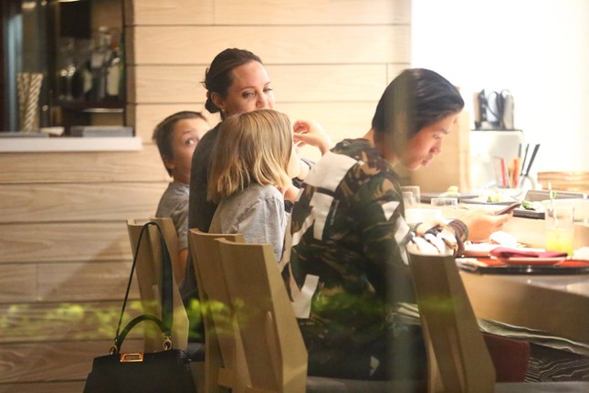 Brad Pitt: Angelina Jolie đang thao túng các con ảnh 2