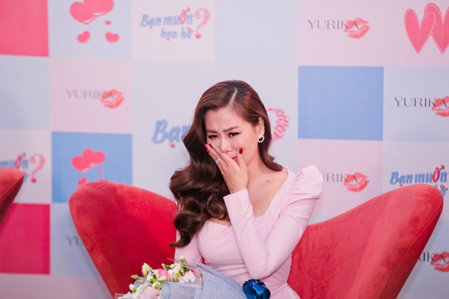 Nam Thư bất ngờ tung ảnh khỏa thân hậu khóc tuyên bố rời ‘Bạn muốn hẹn hò’ ảnh 2