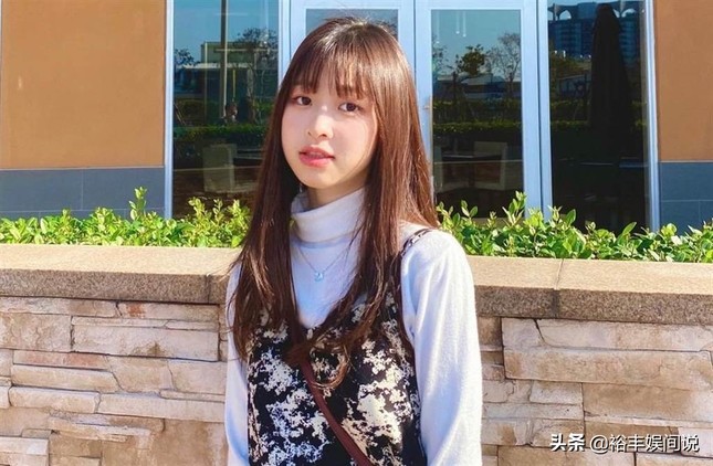 Nữ ca sĩ 21 tuổi xứ Đài về trường cấp ba cũ nhảy lầu tự tử ảnh 3