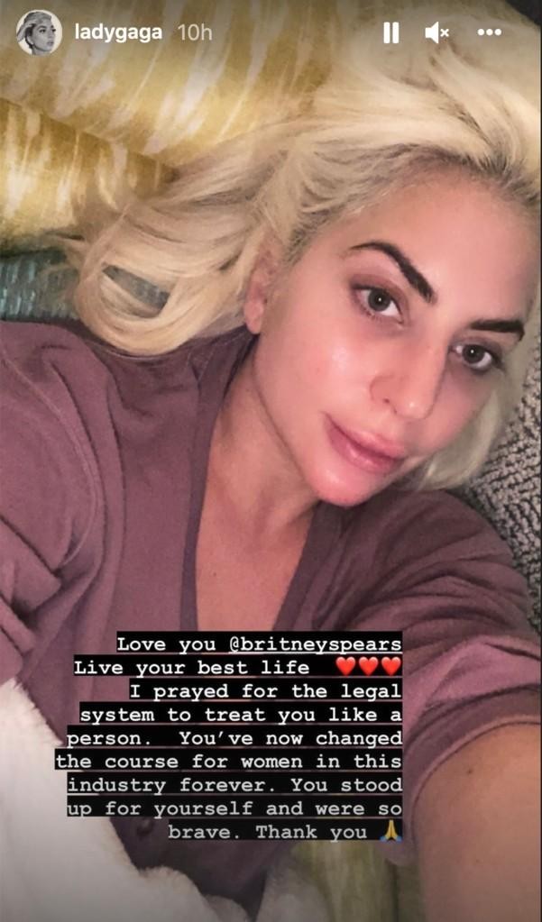 Britney Spears cảm ơn Lady Gaga sau khi công khai ‘dằn mặt’ Christina Aguilera ảnh 2
