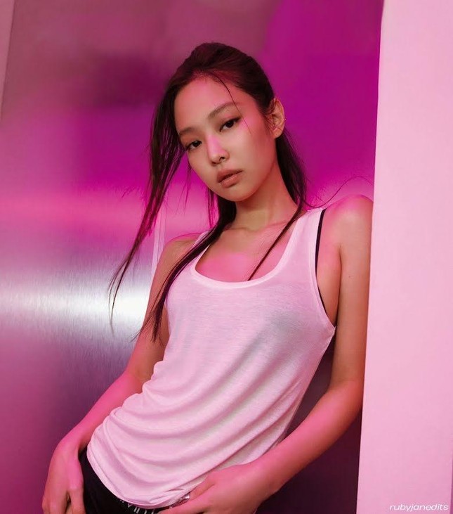 Khoảnh khắc sexy nhất năm 2021 của Jennie (BlackPink): Khoe body ‘bỏng mắt’ với nội y ảnh 4