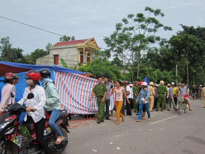 4 thanh niên chết thảm vì ô tô lao xuống ao ảnh 4