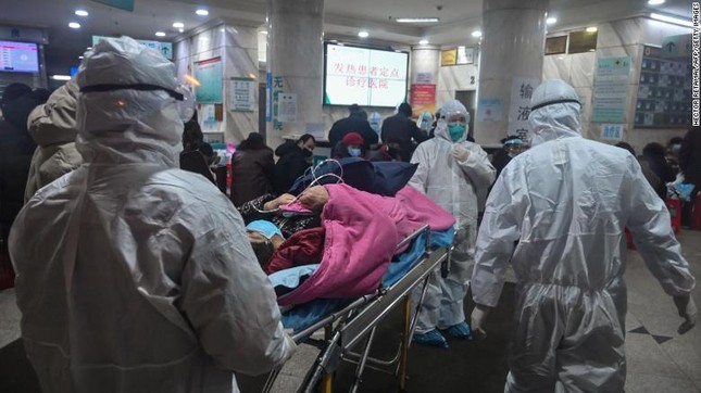 Chuyện trớ trêu của bác sĩ Trung Quốc đầu tiên hé lộ dịch virus corona ảnh 1