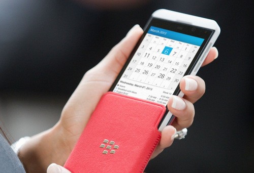 Năm smartphone dáng đẹp giá tốt ảnh 5