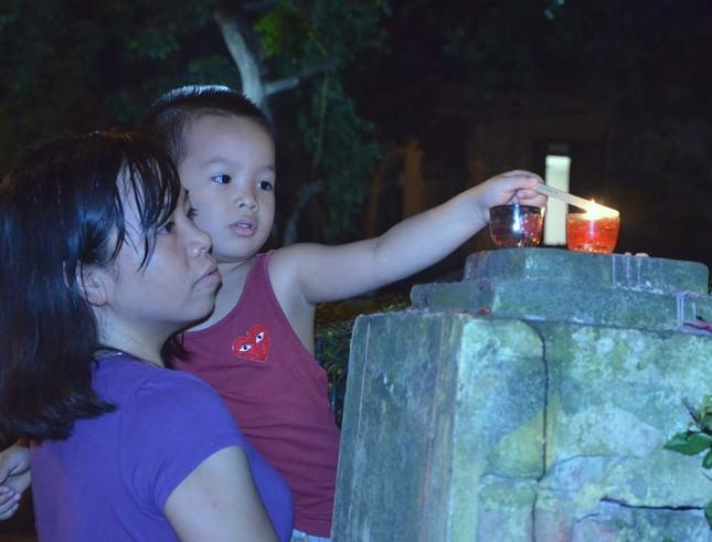 Người dân Thủ đô tưởng nhớ Đại tướng Võ Nguyên Giáp ảnh 9