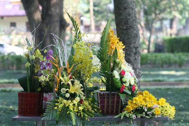 Người dân Thủ đô tưởng nhớ Đại tướng Võ Nguyên Giáp ảnh 4