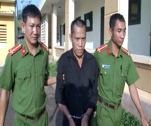 Những vụ án mạng chấn động chỉ vì tin lời thầy bói ảnh 3