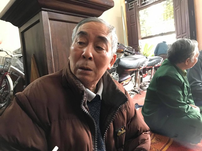 Ông nội của nam sinh tử vong vì tàu lượn siêu tốc trượt đường ray: 'Chưa đoạn tang con lại mất cháu...' ảnh 1