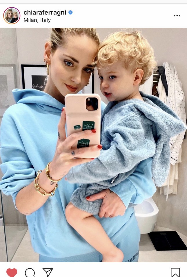 Từ Chi Pu đến Kylie Jenner - đây chính là món đồ thời trang hot nhất mùa “Tết Corona“ ảnh 7
