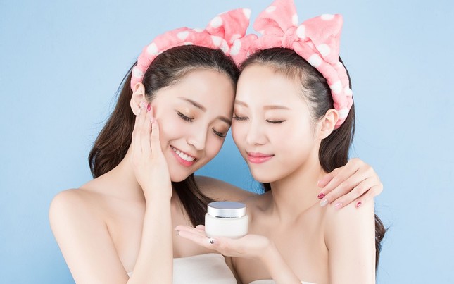 Nếu dưỡng da ban đêm đúng cách, chuyện da đẹp lên hẳn sau một đêm là có thật! ảnh 1