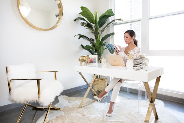 Home Office - trang trí góc làm việc ở nhà giờ cũng đáng đầu tư như xây văn phòng riêng ảnh 6