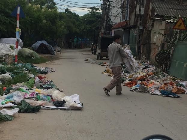 Cận cảnh làng tái chế phế liệu giữa Thủ đô ảnh 6