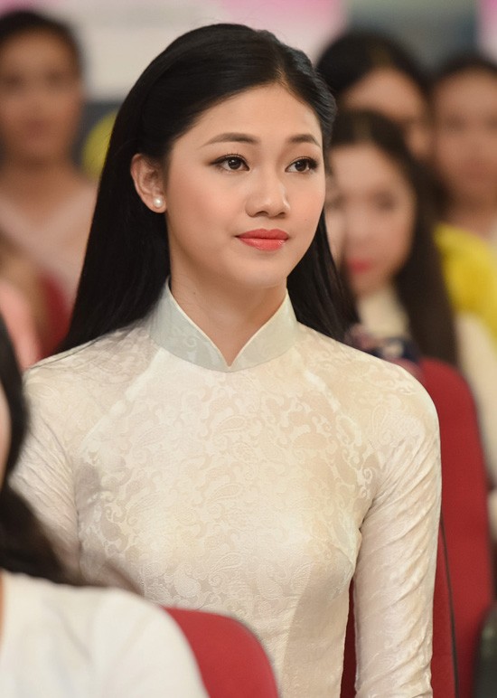 10 bí mật của Á hậu Ngô Thanh Thanh Tú ảnh 1