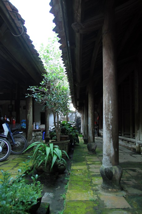 Cận cảnh những nhà gỗ cổ đẹp nhất Việt Nam ảnh 12