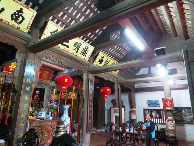 Cận cảnh những nhà gỗ cổ đẹp nhất Việt Nam ảnh 7