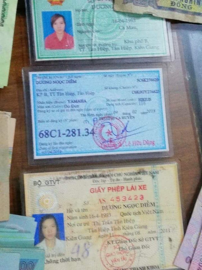 Học sinh lớp 10 cùng bạn trả lại tiền cho người bị mất ảnh 2