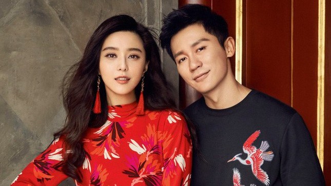 Showbiz 24/9: Hoài Linh đi tông, mặc áo thun về thăm trường cũ ảnh 6